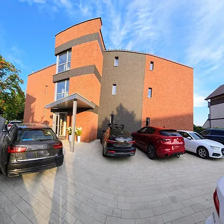 Szyprow Aparthotel *